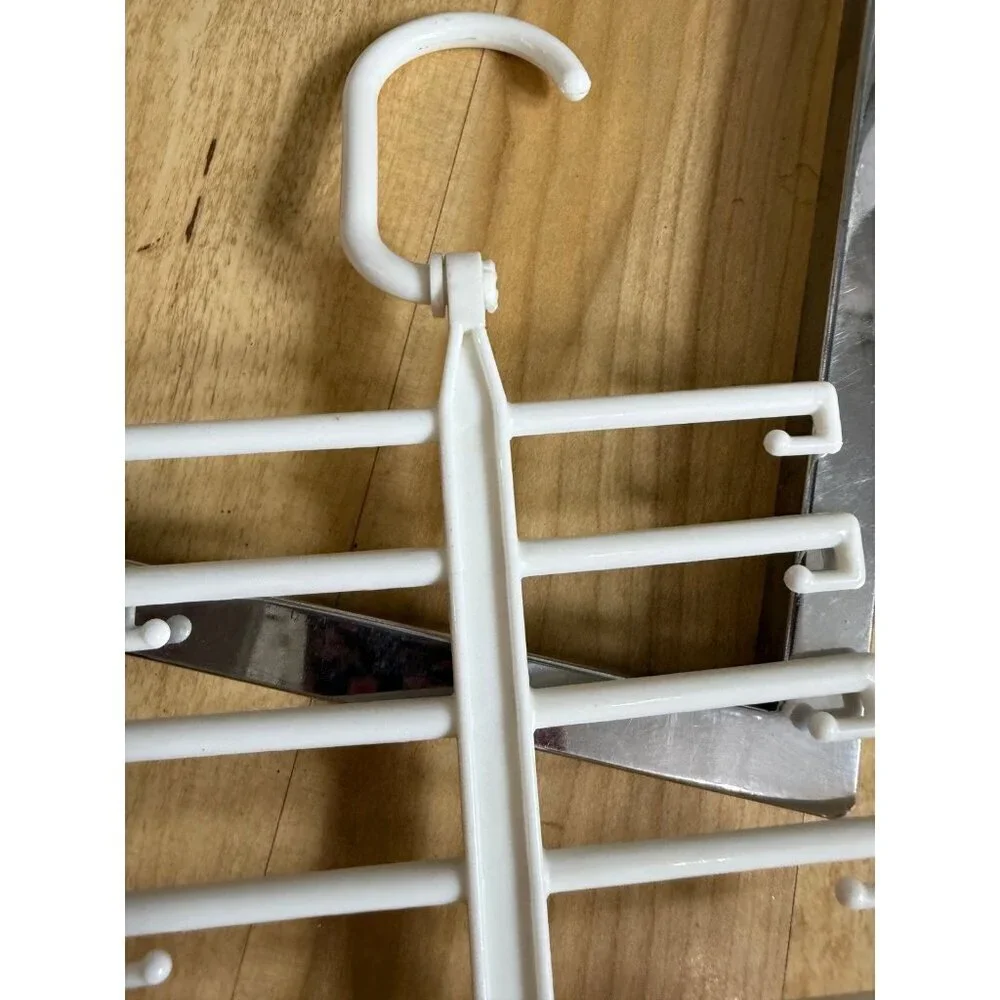Belt hanger